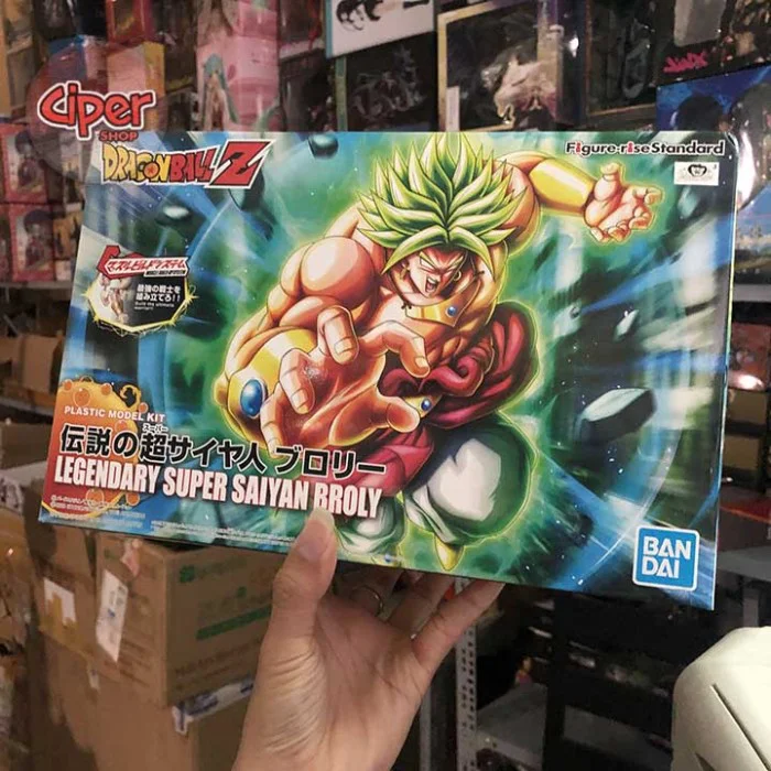 Mô hình Legendary Super Saiyan Broly - Bandai